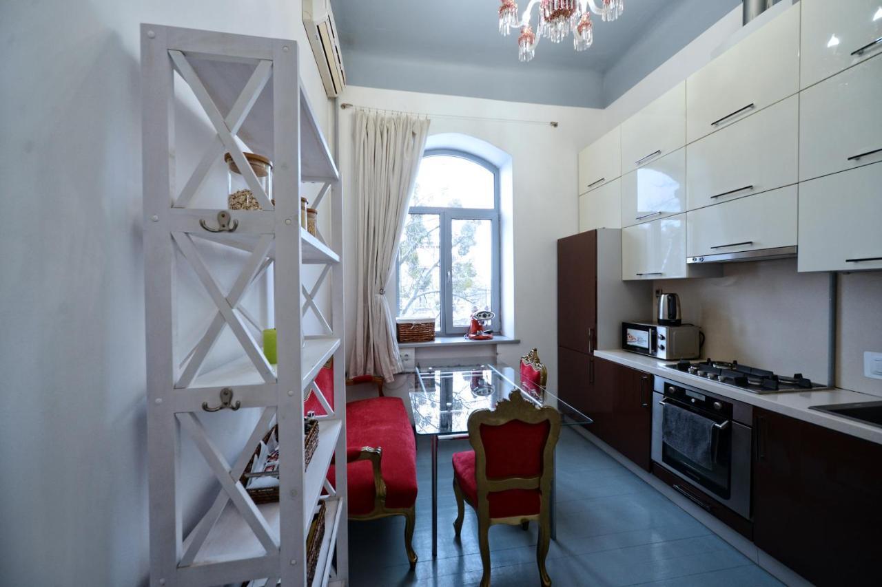 Artol Gorodetskogo Apartment Kiev Eksteriør billede