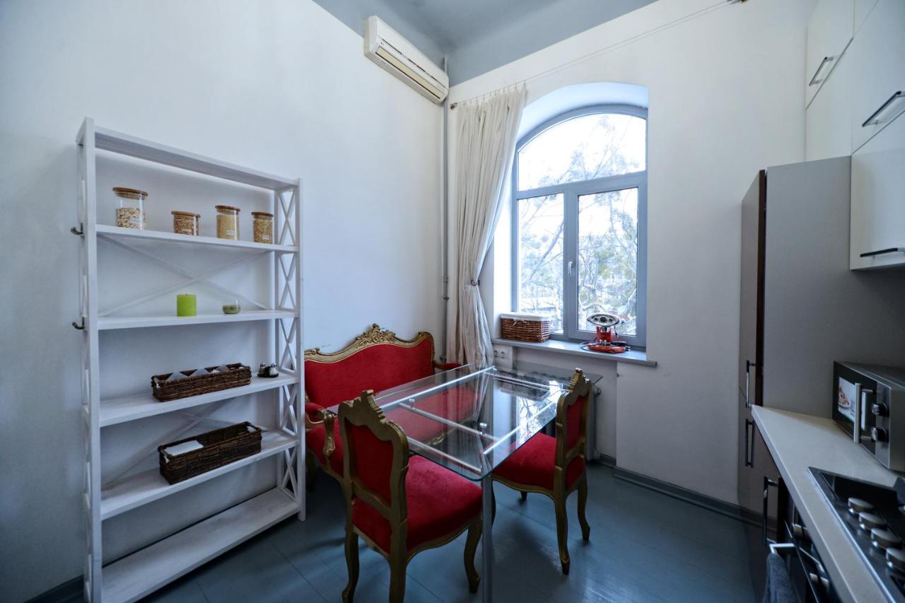 Artol Gorodetskogo Apartment Kiev Eksteriør billede
